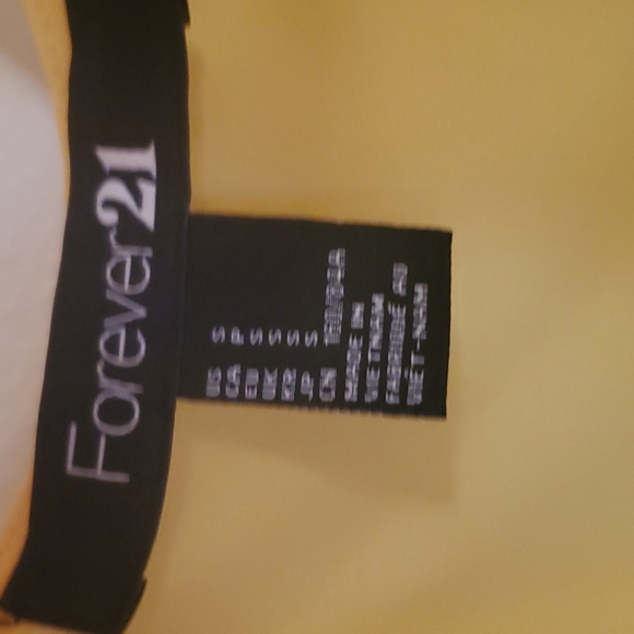 Forever 21 see through yellow and floral shirt - Picture 3 of 6